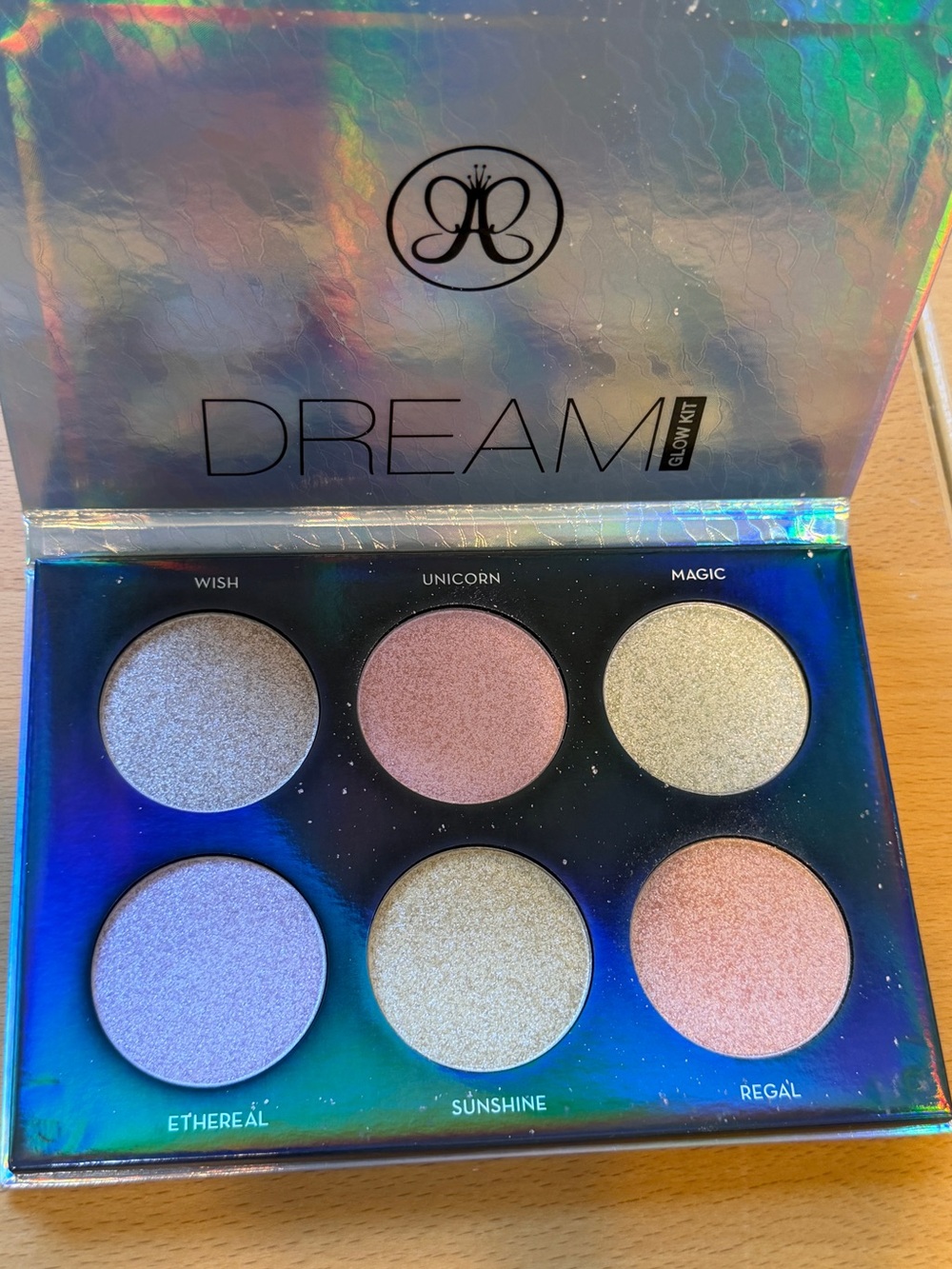 Anastasia Beverly Hills Dream Glow Kit Makeup Palette - Picture 6 of 6